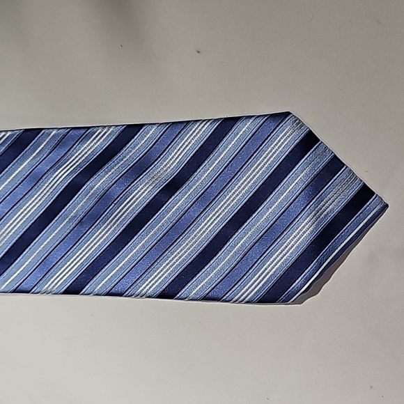 Jones New York Men's Silk Tie 👔 - Picture 7 of 7